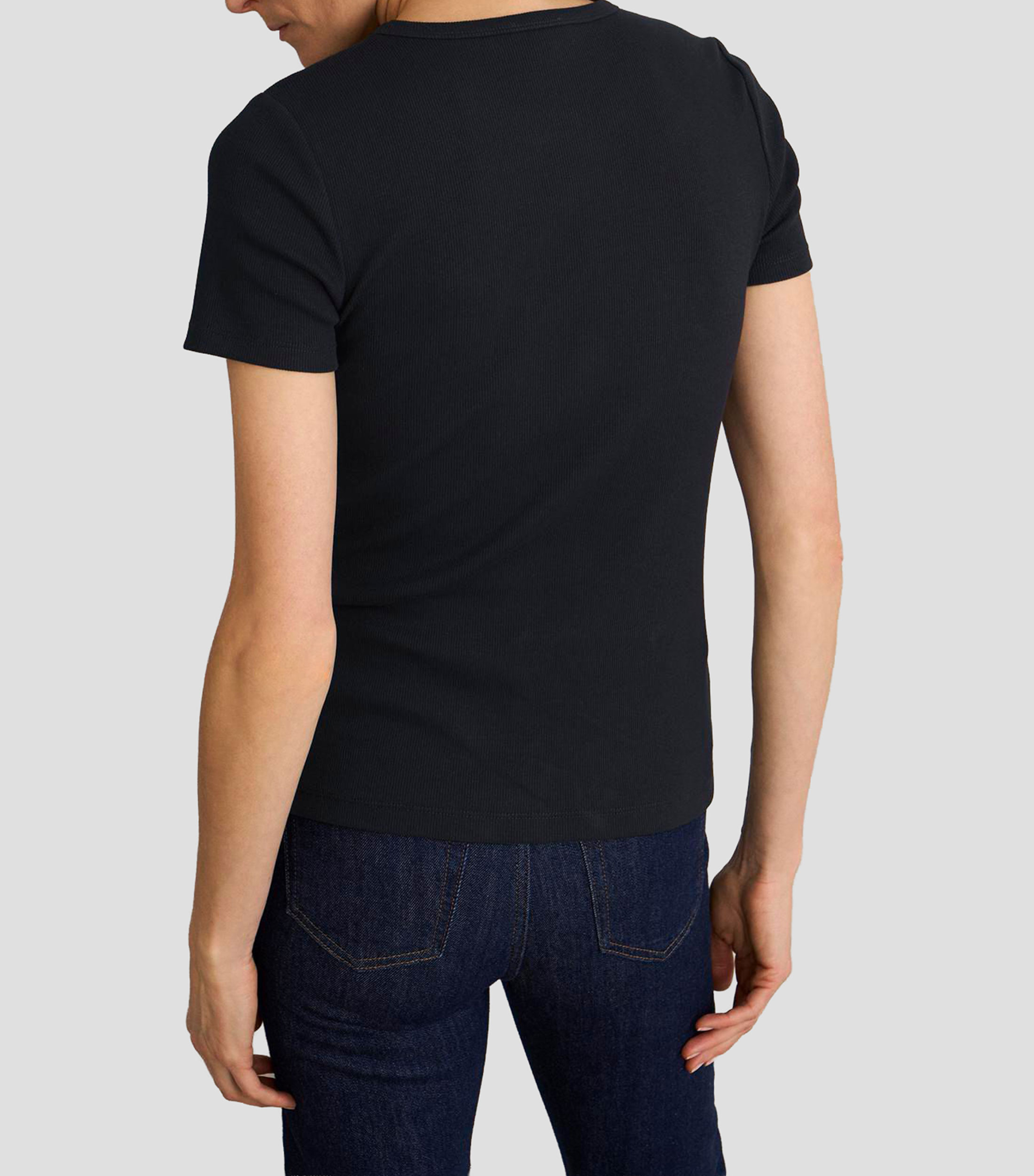 Playera de cuello redondo con manga corta lisa Mujer